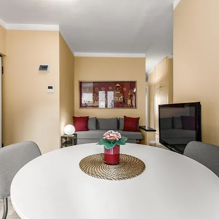 Urban Retreat In Loreto Metro E Free Wifii Apartament *